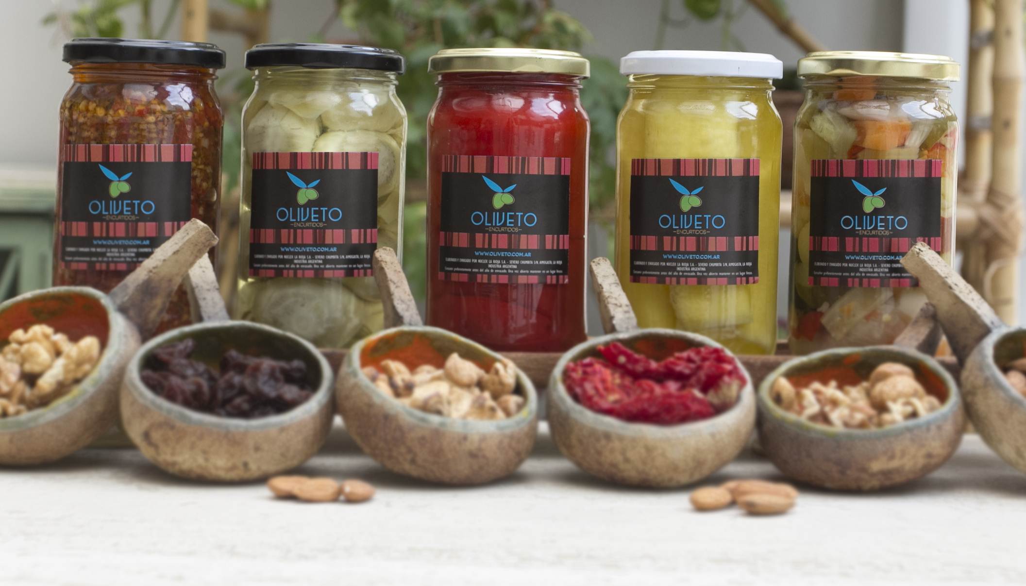 Encurtidos y frutos secos